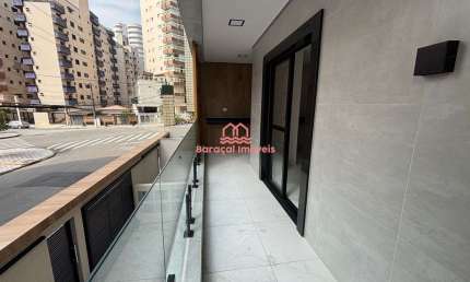 Sobrado Triplex 200 metros do Mar à Venda em Vila Tupi, Praia Grande - SP