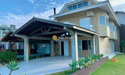 Casa frente mar à venda Praia de Bombas Bombinhas SC