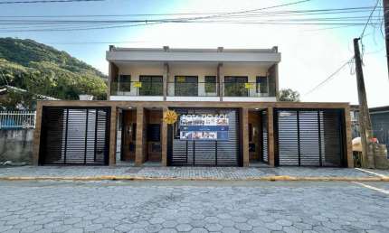 Casa com 2 quartos à venda na Rua Ameixa, Sertãozinho, Bombinhas