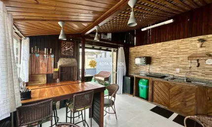 Apartamento à venda 3 quartos duplex com terraço Praia Bombas Bombinhas SC