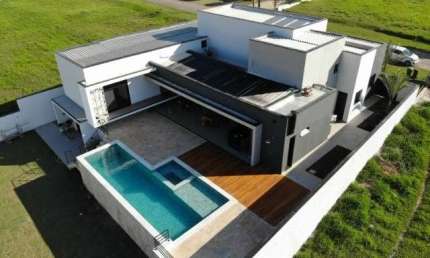 LINDA CASA DE 405M² NO RESIDENCIAL VILLAGE IPANEMA I!!!
