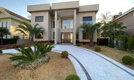 LINDA CASA NO RESIDENCIAL ALPHAVILLE TAMBORÉ 3 COM 750M²!!!