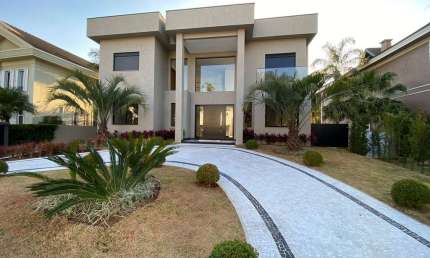 LINDA CASA NO RESIDENCIAL ALPHAVILLE TAMBORÉ 3 COM 750M²!!!