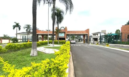 Casa 3 dormitórios  296m² Condomínio Lago da Serra Aceita Permuta