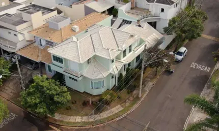 'exclusiva residência na villa dos inglezes: luxo, conforto e sofisticação em cada detalhe'
