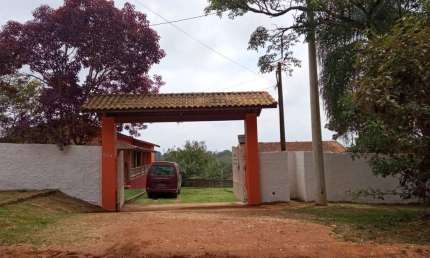 O Refúgio dos Sonhos em Ibiúna: Viva a Vida no Campo com Conforto e Elegância