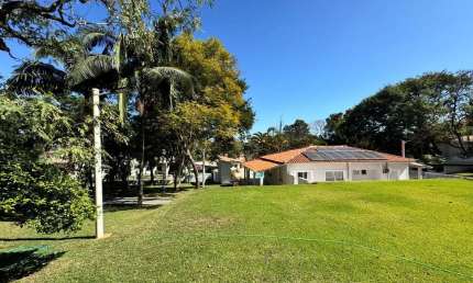 Encantadora Chácara Mobiliada para Locação no Condomínio City Castelo - Completa e Pronta para Morar