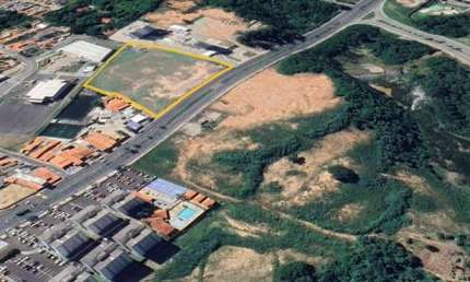 Área de 13.004m² localizada na Avenida Rogério Cassola, com características excepcionais para desenvolvimento imobiliário ou comerciais