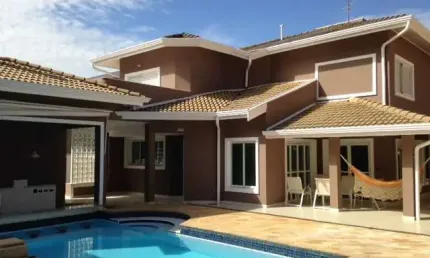 Luxuosa Casa no Condomínio Alphaville 1 Campinas para Locação - 5 Suítes, Piscina, Sauna e Jacuzzi