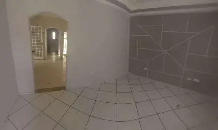 Linda Casa Térrea no Vanel Ville IV - 3 Dormitórios, Suíte e 2 Vagas
