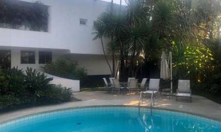 Casa em condomínio fechado com 4 quartos para alugar no Alphaville Residencial Um, Barueri 