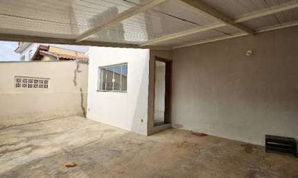 OPORTUNIDADE, Casa à venda no bairro Jardim São Francisco em Santa Bárbara d Oeste - SP