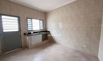 Casa com 2 dormitórios para alugar, 90 m² por R$ 2.000,00/mês - Vila Breda - Santa Bárbara D'Oeste/SP