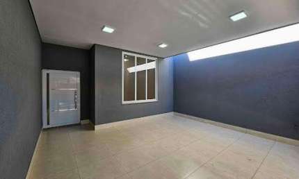ACEITA FINANCIAMENTO! Casa à Venda no bairro Parque Universitário em Americana - SP