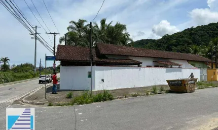 CASA COM 2 QUARTOS, 1 SUÍTE, GARAGEM COBERTA - CIDADE DAS CRIANÇAS - PRAIA GRANDE