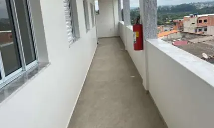 Apartamento para Locação em Carapicuíba, Jardim Maria Beatriz, 2 dormitórios, 1 banheiro, 1 vaga