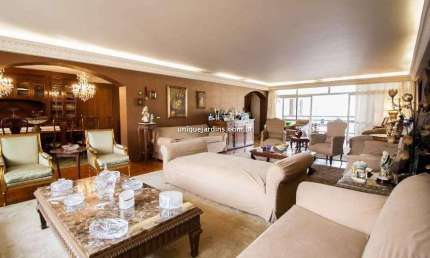 Jardim América: 4 Dorm | 2 Suítes | 3 Vagas | 397m² úteis