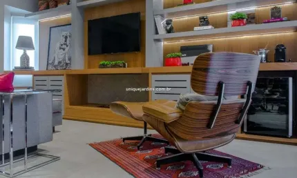 Pinheiros: 3 Dorm | 1 Suíte | 2 Vagas | 117 m² úteis (MOBILIÁDO)