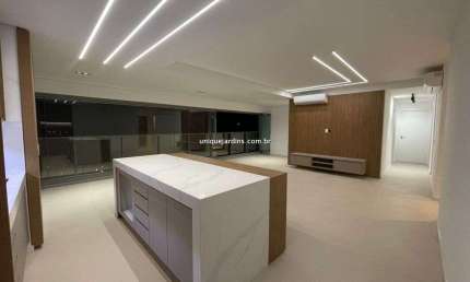 Apartamento com 3 quartos para alugar na Avenida Marginal do Rio Pinheiros, Real Parque, São Paulo