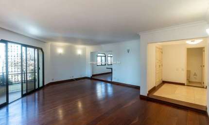 Itaim Bibi: 3 Dorm | 1 Suíte | 3 Vagas | 240 m² úteis