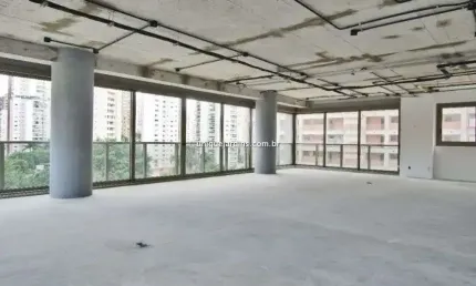 Luxuoso Apartamento à Venda em Vila Nova Conceição | 4 Suítes | Piscina | 358 m²