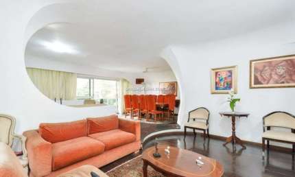 Higienópolis: 4 Dorm | 3 Suítes | 2 Vagas | 204 m² úteis
