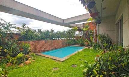 Jardim Paulista: 4 Dorm | 1 Suíte | 2 Vagas | 325 m² úteis