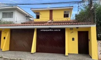 Jardim do Colégio: 3 Suítes | 5 Vagas | 254 m² úteis