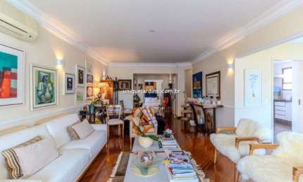 Higienópolis: 4 Dorm | 1 Suíte | 3 Vagas | 323 m² úteis