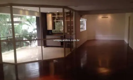 Itaim Bibi: 3 Dorm | 2 Suítes | 4 Vagas | 250 m² úteis