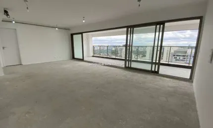 Pinheiros: 4 dorm | 2 suítes | 3 vagas | 213 m² úteis