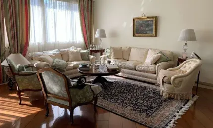 Itaim bibi: 4 dorm | 1 suíte | 2 vagas | 200 m² úteis