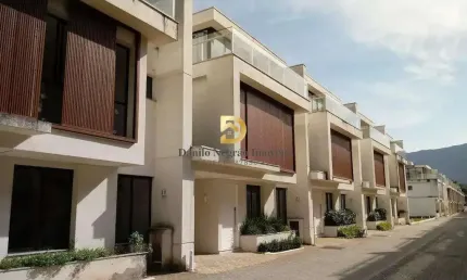 Casa em condomínio fechado com 5 quartos à venda na Alameda Patriarca José Marques, 696, Camburi, São Sebastião por R$ 2.550.000