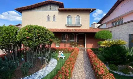 Casa com 4 quartos à venda, 340 m² por R$ 1.280.000 - Planalto - Belo Horizonte/MG