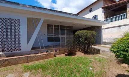 Casa com 3 quartos sendo 01 com suite à venda, 192 m² por R$ 850.000 - Planalto - Belo Horizonte/MG