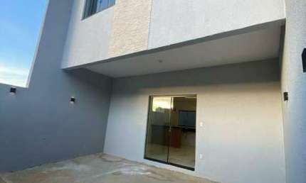 Casa com 3 quartos à venda, 131 m² por R$ 420.000 - Novo Centro - Santa Luzia/MG