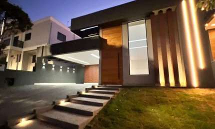 Casa com 3 quartos à venda, 217 m² por R$ 1.590.000 - Residencial Gran Park - Vespasiano/MG