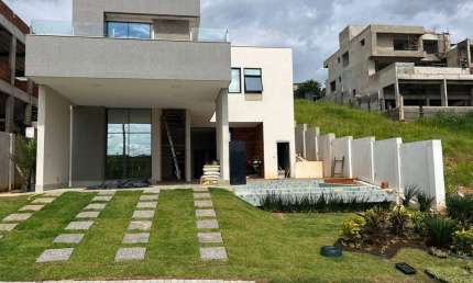Casa com 4 quartos sendo 04 suíte à venda, 340 m² por R$ 2.800.000 - Condominio Alphaville - Vespasiano/MG