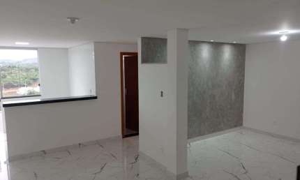 Casa com 3 quartos à venda, 70 m² por R$ 390.000 - Nacional - Contagem/MG