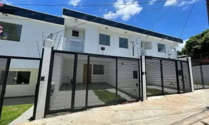 Casa geminada duplex com entrada independente com 3 quartos sendo 01 com suite à venda, 110 m² por R$ 699.000 - Santa Amélia - Belo Horizonte/MG