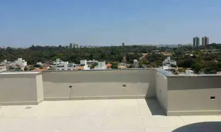 Cobertura a Venda composta por 3 quartos uma suíte no Bairro Santa Inês