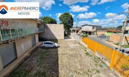 Galpão comercial com 542m² e 11 lojas superior no valor de 3.500.000,00 no bairro Justinopolis