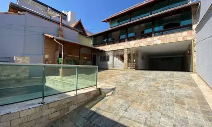 Alugo casa com 9 quartos e 8 banheiros , 441 m² por r$ 8.500,00 dona clara - belo horizonte/mg