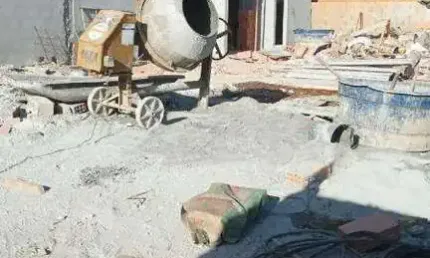 Vendo casa geminada com entrada independente com 03 quartos sendo um com suite, 105m² no valor de 450.000,00 no bairro Xangrila