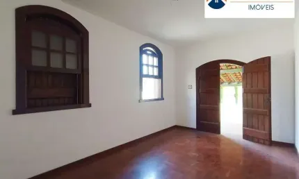 Casa linear 4 quartos 2 suítes 8 vagas no bairro jaraguá
