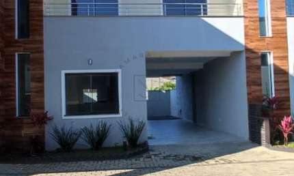 CONDOMÍNIO FECHADO | BOM RETIRO | SOBRADO GEMINADO | 1 SUITE + 2 DORM.| 2 VAGAS | ESPAÇO PARA ÁREA DE FESTA E PISCINA