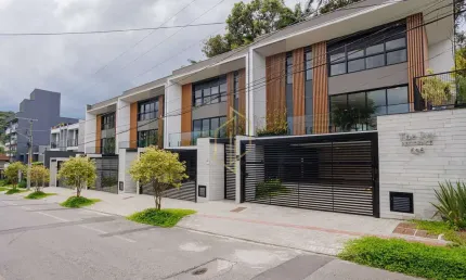 Casa com 3 quartos à venda na Rua Quintino Bocaiúva, América, Joinville