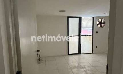 Sala comercial com 1 sala para alugar na Rua Professor Sabino Silva, 12, Jardim Apipema, Salvador