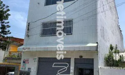 Prédio com 3 salas para alugar na Rua 1ª Travessa Da Cacimba, Itapuã, Salvador