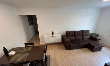 Apartamento com 2 quartos sendo 1 suíte, 1 vaga de garagem, localizado na Rua Jaguaribe, Bairro Con